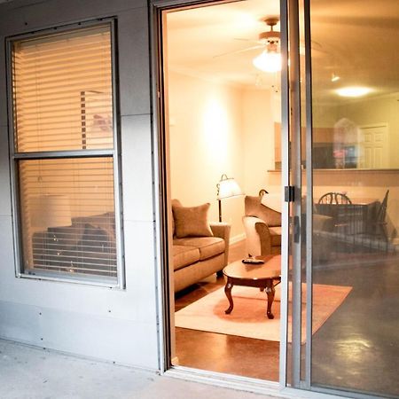 Downtown Dallas Beautiful Poolside Apartment Экстерьер фото